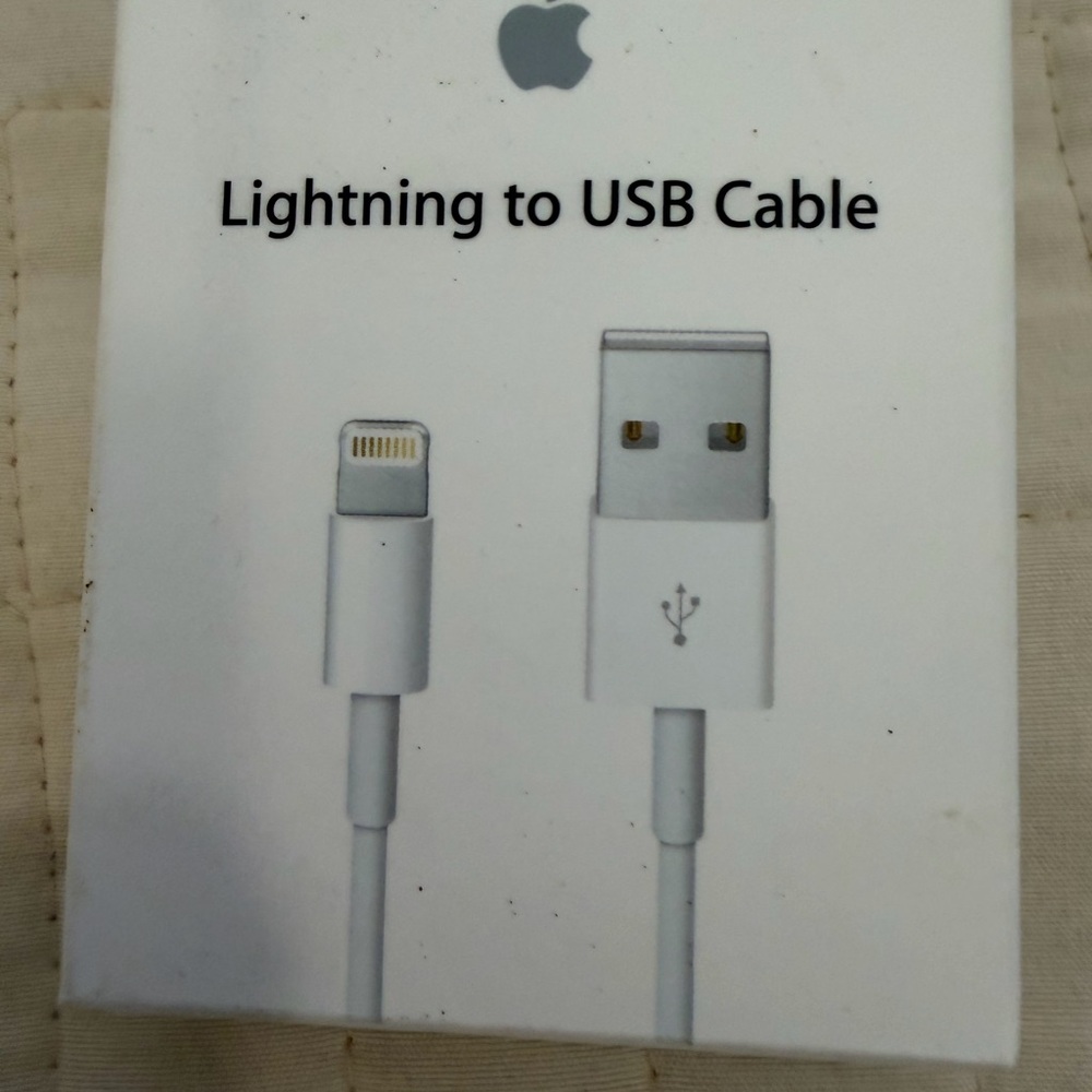 Apple White Lightning to USB Cable